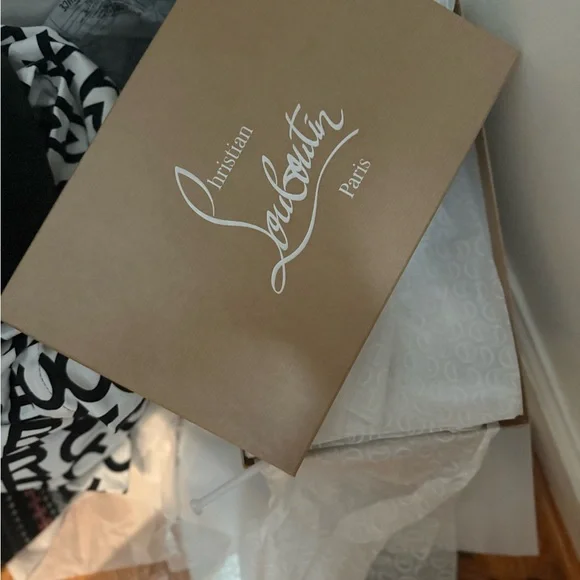 Christian Louboutin Black Satin Heels size 8.5 US or 39 EU - Picture 5 of 9